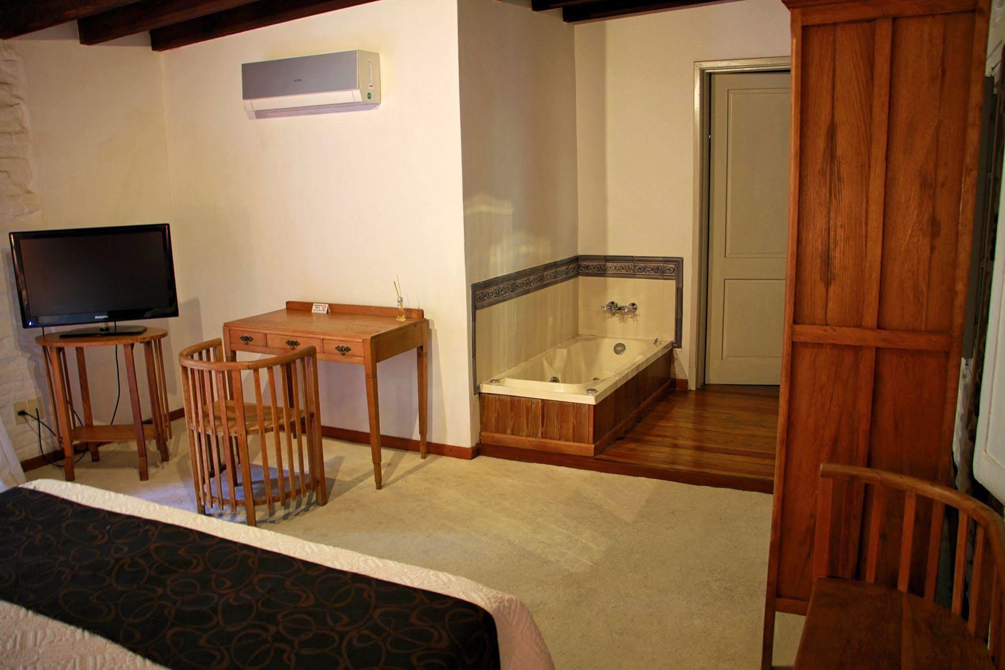 Posada Manuel Lobo Colonia del Sacramento Luaran gambar